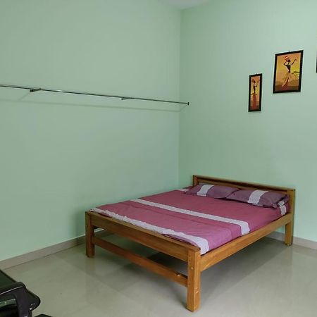 Kukke Guest Room Subrahmanya Buitenkant foto